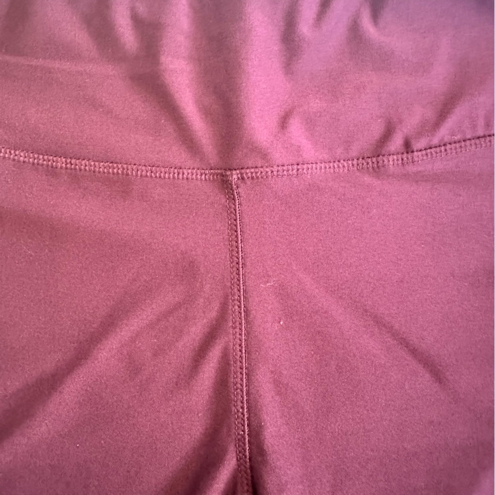 Plus Size Purple Active Leggings - Picture 3 of 4